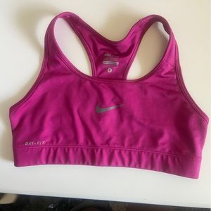 Magenta Nike swoosh bra Sz small